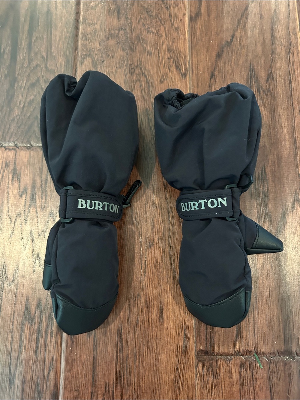 Burton Black Insulated Mittens with Strap